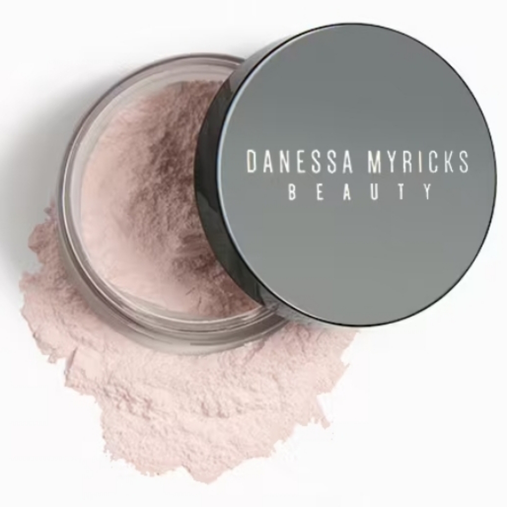 DANESSA MYRICKS BEAUTY Evolution Powder Color:Pink